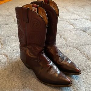 Tony Lama cowgirl boots